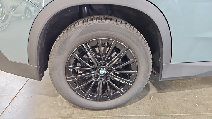Foto 11 van BMW ix1