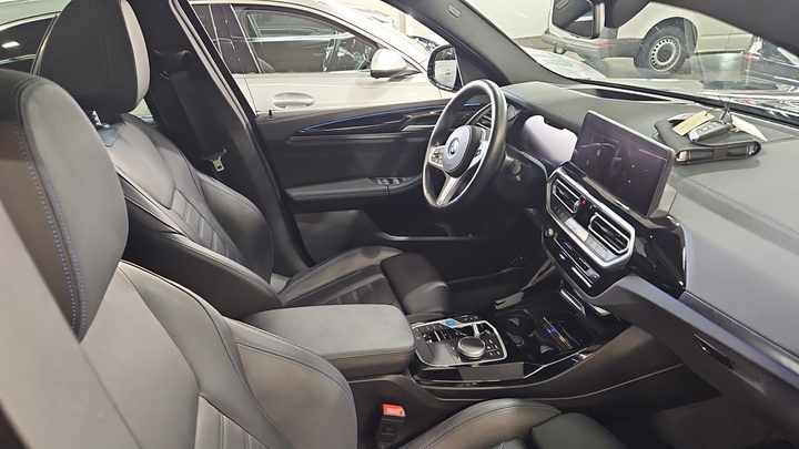 Foto 7 van BMW ix3