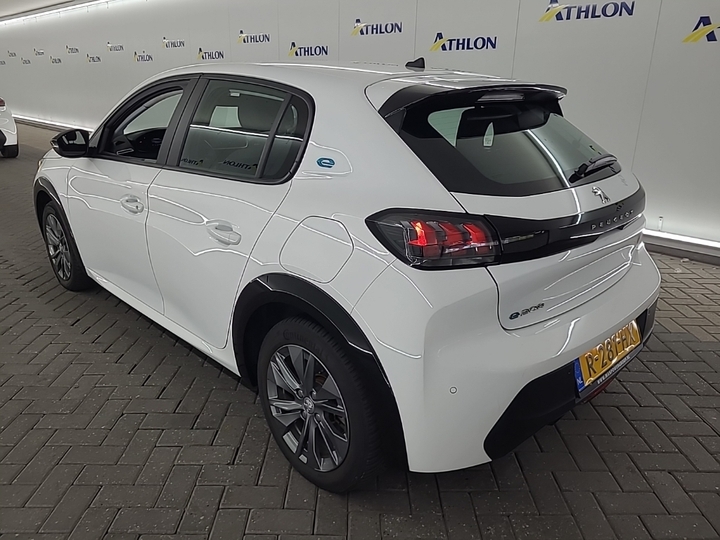 Foto 5 van Peugeot E-208
