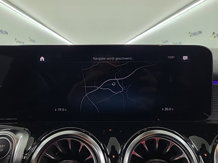 Photo 12 of Mercedes EQB