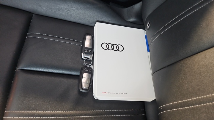 Foto 12 van Audi Q4 e-tron