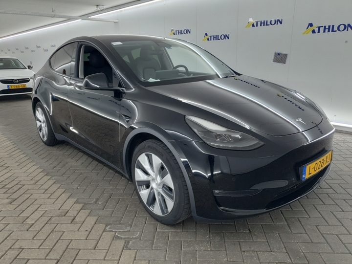 Photo 2 of Tesla Model Y