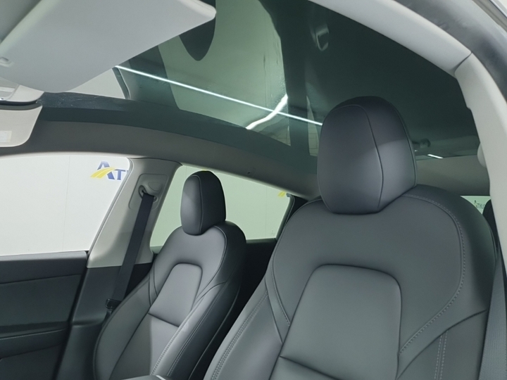 Photo 14 of Tesla Model Y