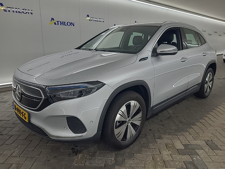 Photo 2 of Mercedes EQA