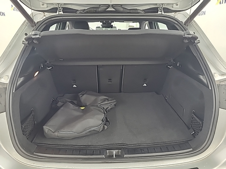 Photo 6 of Mercedes EQA