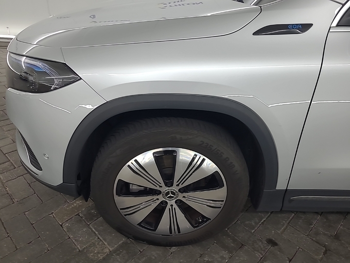 Photo 20 of Mercedes EQA