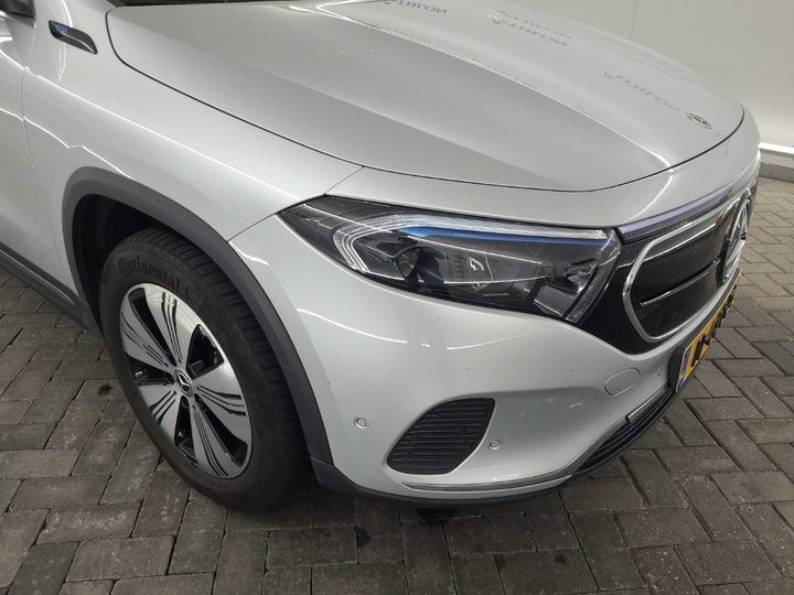 Photo 24 of Mercedes EQA