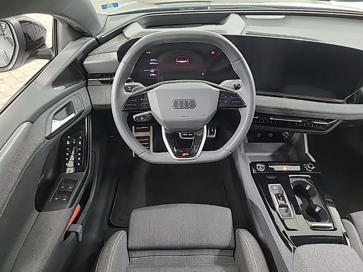 Foto 9 van Audi A6 Avant e-tron