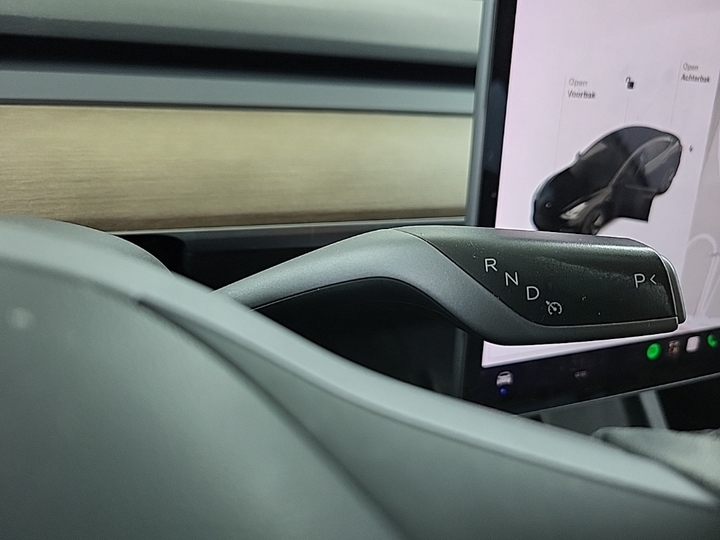 Foto 10 van Tesla Model 3