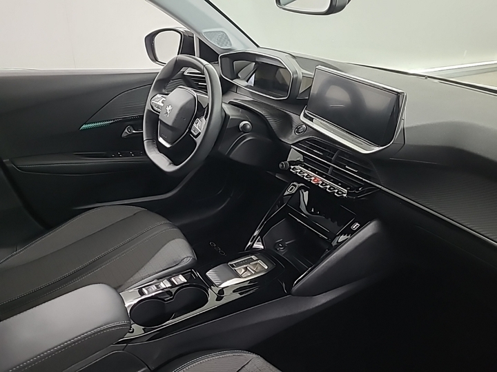 Foto 7 van Peugeot E-208