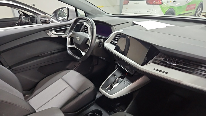 Foto 8 van Audi Q4 Sportback e-tron