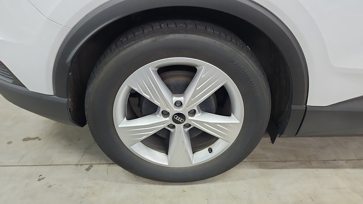 Foto 11 van Audi Q4 Sportback e-tron