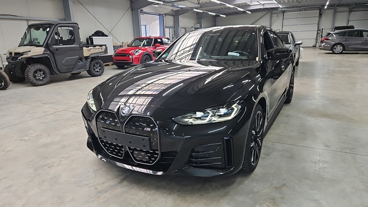 Foto 2 van BMW i4