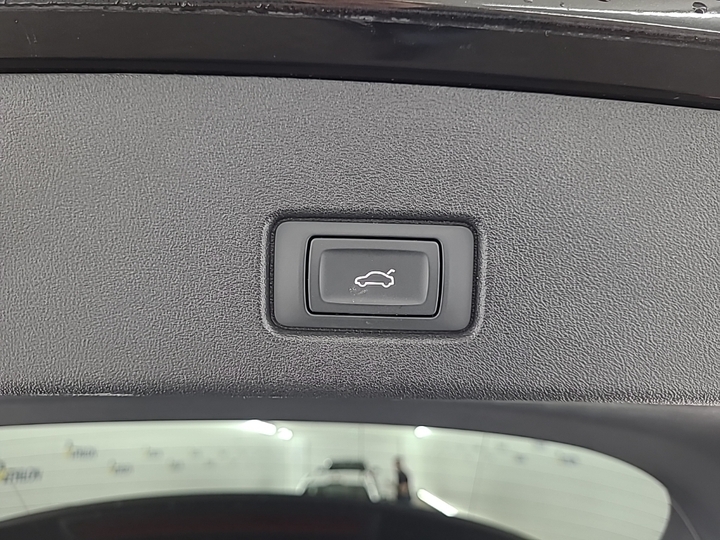 Foto 15 van Audi Q4 e-tron