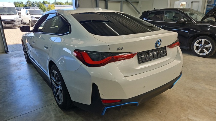 Foto 4 van BMW i4