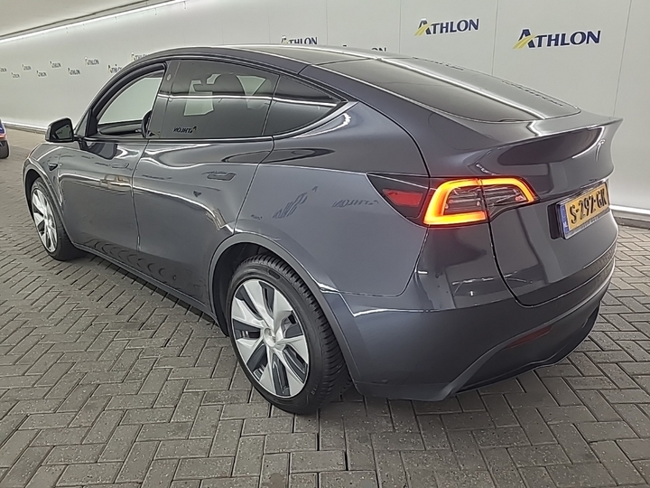 Photo 4 of Tesla Model Y