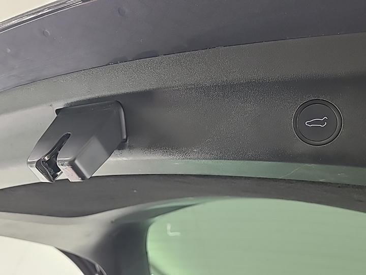 Photo 16 of Tesla Model Y