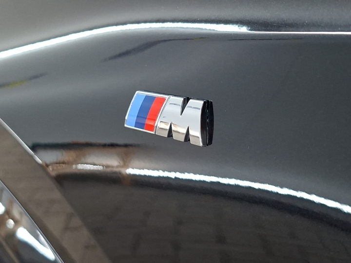 Foto 21 van BMW ix1