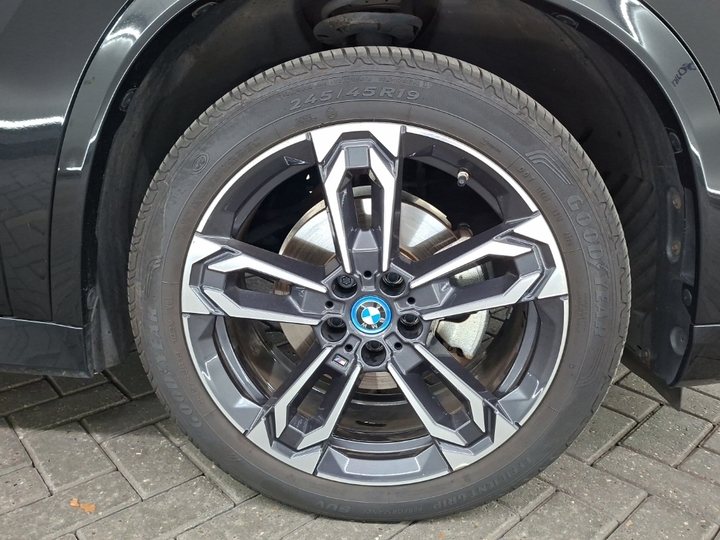 Foto 23 van BMW ix1