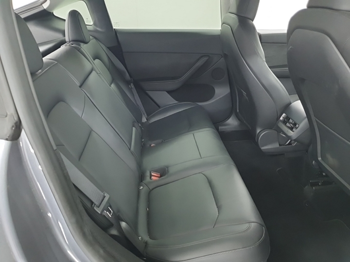Foto 7 van Tesla Model Y
