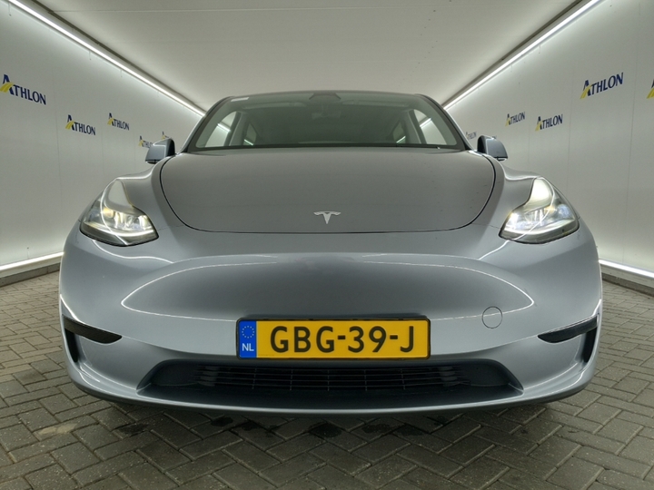 Foto 18 van Tesla Model Y