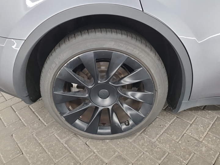 Foto 20 van Tesla Model Y