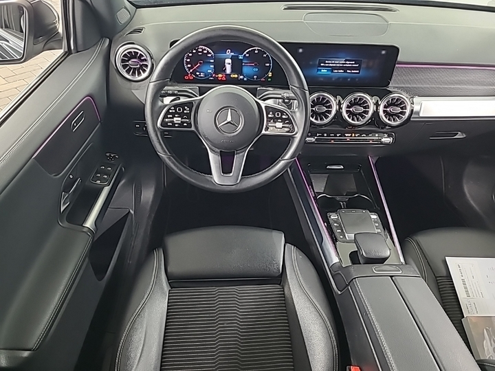 Foto 9 van Mercedes EQB