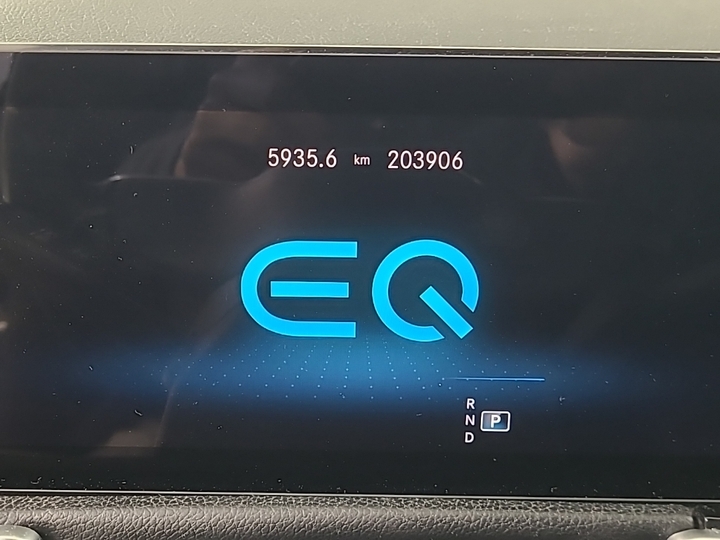 Foto 10 van Mercedes EQB