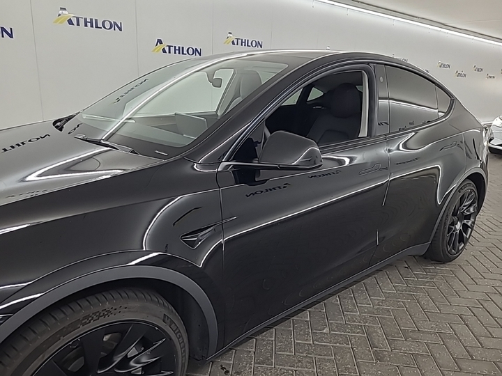 Foto 15 van Tesla Model Y