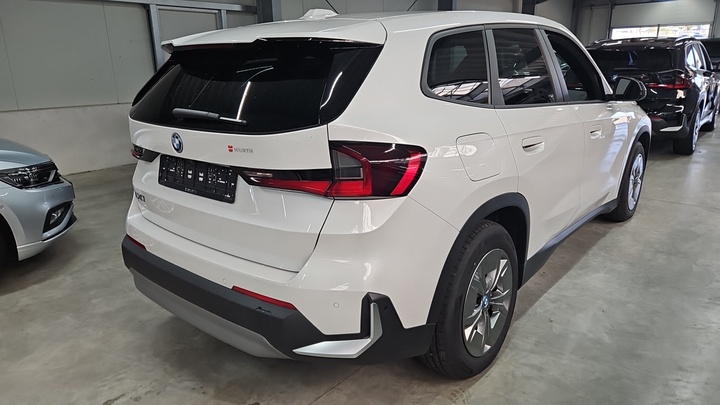 Foto 5 van BMW ix1