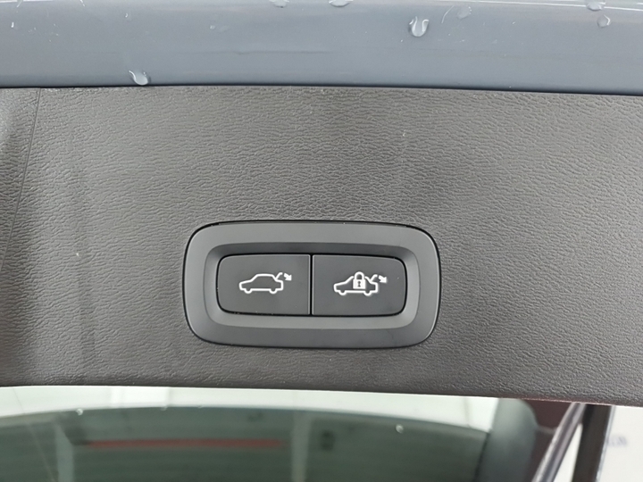 Foto 14 van Volvo XC40 Recharge