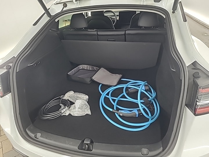 Foto 6 van Tesla Model Y