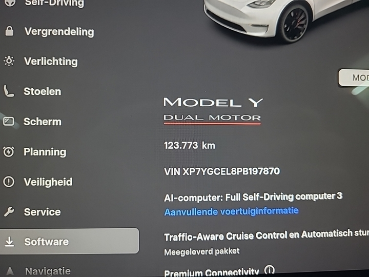 Foto 10 van Tesla Model Y