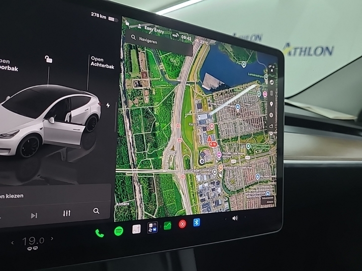 Foto 12 van Tesla Model Y