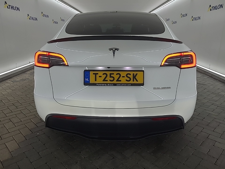 Foto 17 van Tesla Model Y