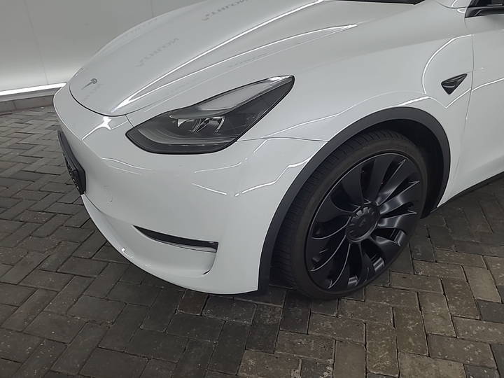 Foto 26 van Tesla Model Y