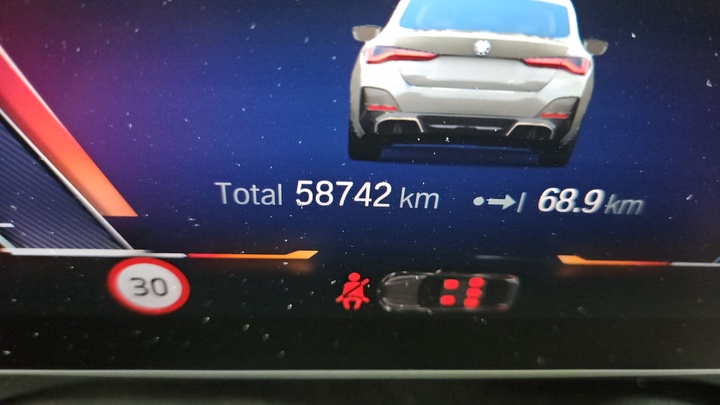 Foto 9 van BMW i4