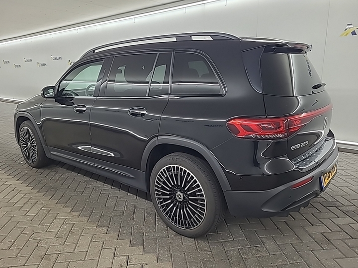 Foto 5 van Mercedes EQB