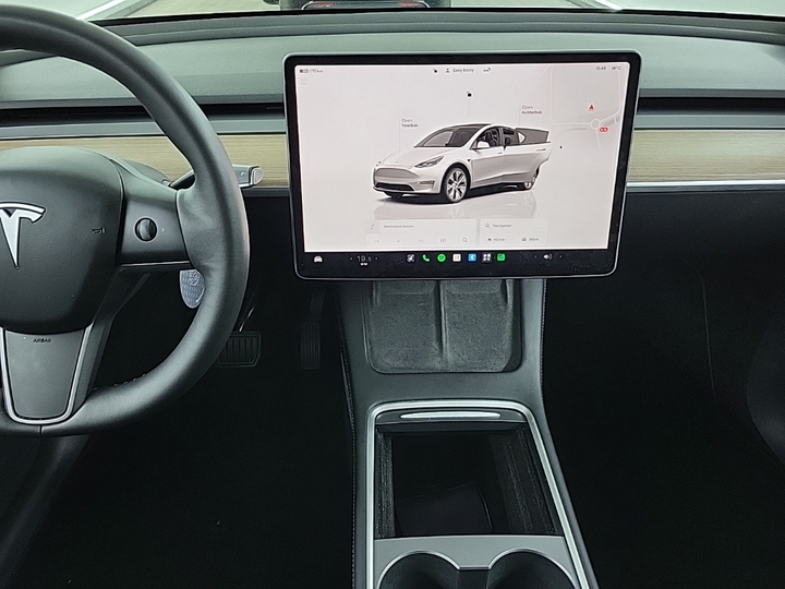 Foto 11 van Tesla Model Y