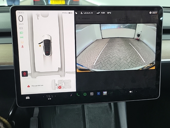 Foto 18 van Tesla Model Y