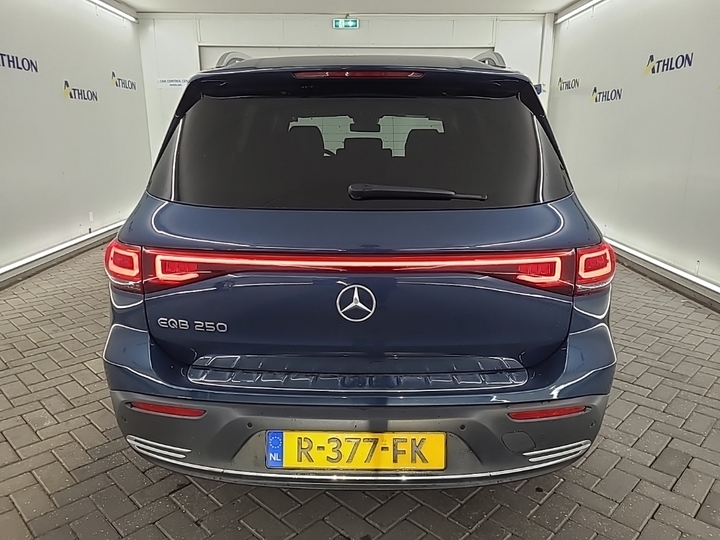 Foto 18 van Mercedes EQB