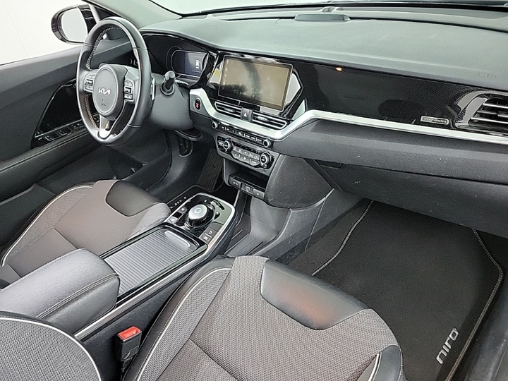 Foto 7 van Kia Niro