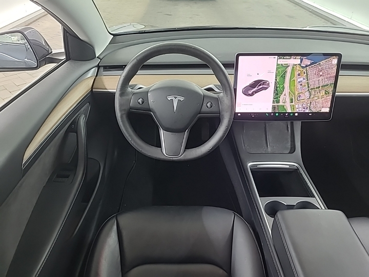 Foto 9 van Tesla Model 3