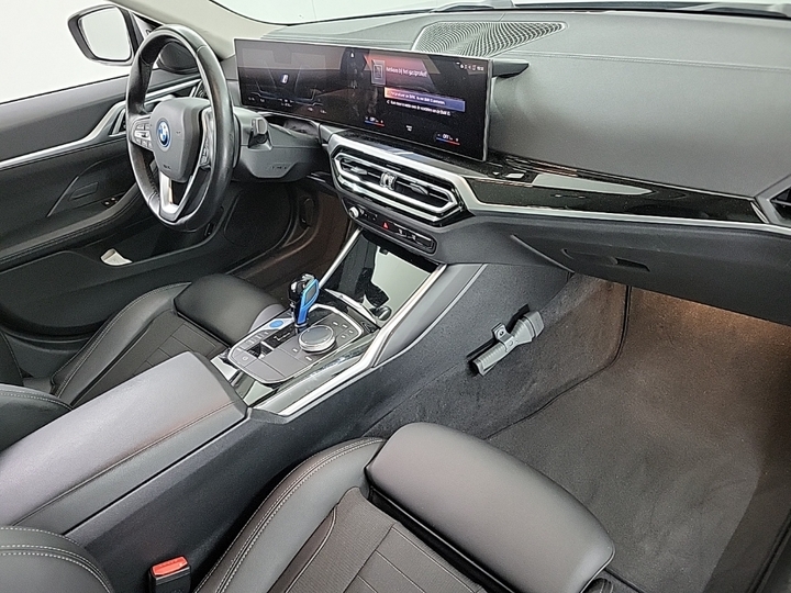 Foto 7 van BMW i4