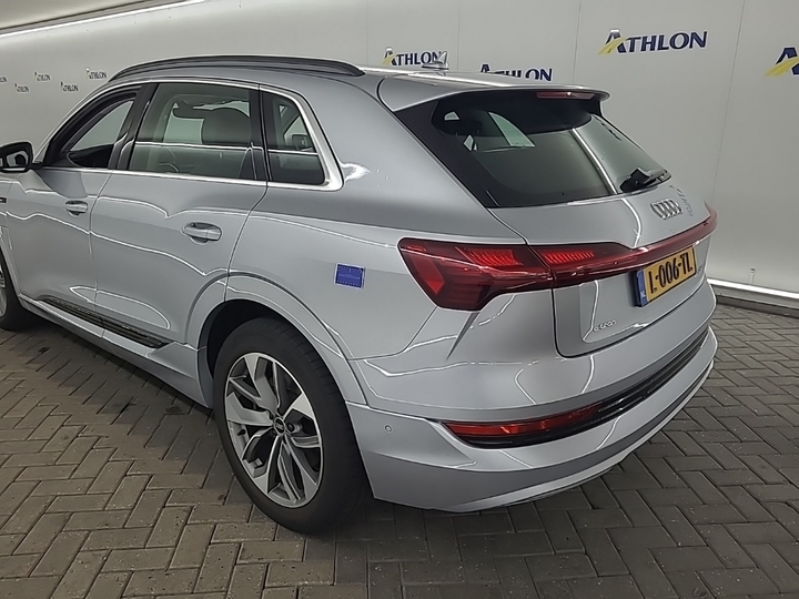 Foto 23 van Audi e-tron