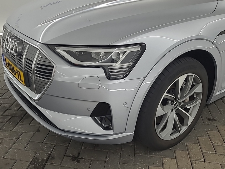 Foto 25 van Audi e-tron