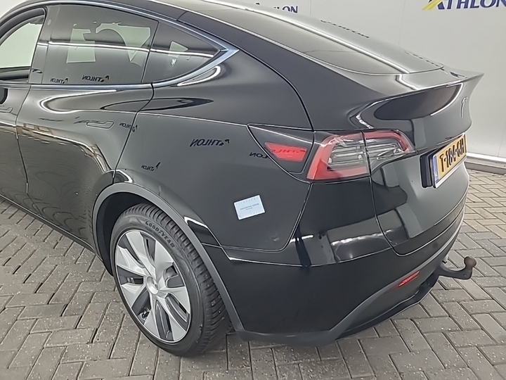 Foto 16 van Tesla Model Y