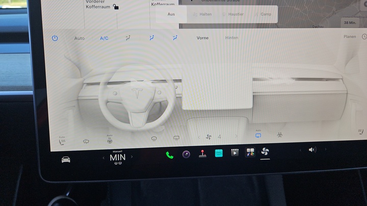 Foto 14 van Tesla Model Y