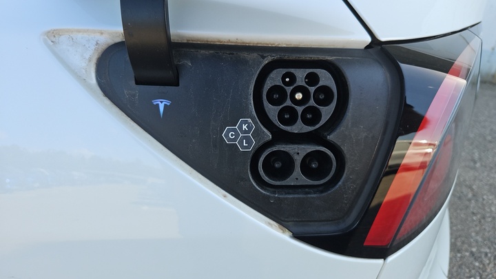 Foto 15 van Tesla Model Y