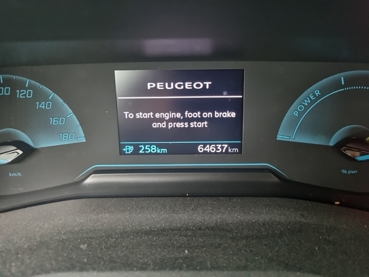 Foto 9 van Peugeot E-208
